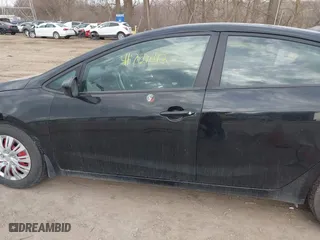 2016 Kia Forte LX with VIN KNAFK4A66G5550487, listed as a IAAI auction lot 41709092 with 139,609 mi miles. Bid and sale history available at carsss.com. Image 14.