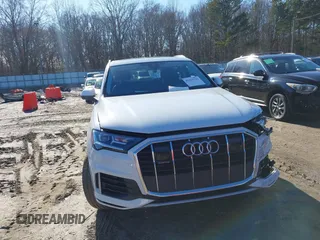2023 Audi Q7 Premium Plus with VIN WA1LXBF71PD006251, listed as a IAAI auction lot 41423717 with 19,717 mi miles. Bid and sale history available at carsss.com. Image 12.