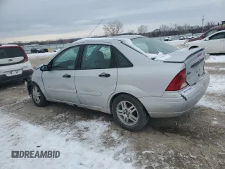 2001 Ford Focus SE with VIN 1FAFP34311W117795, listed as a Copart auction lot 44919825 with 198,412 mi miles and Salvage Title. Bid and sale history available at carsss.com. Image 2.