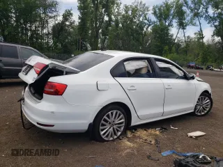 2015 Volkswagen Jetta SE with VIN 3VWD17AJ0FM326205, listed as a Copart auction lot 61358115 with Not provided miles and Salvage title. Bid and sale history available at DreamBid. Image 3.