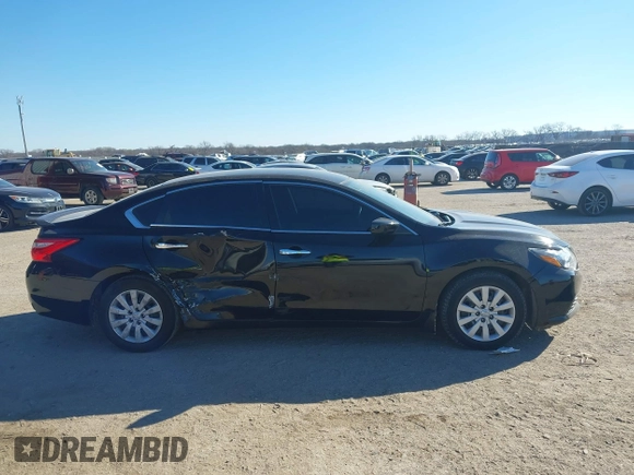 2016 Nissan Altima SV with VIN 1N4AL3APXGC160586, listed as a IAAI auction lot 41371038 with 151,382 mi miles and . Bid and sale history available at DreamBid. Image 13.