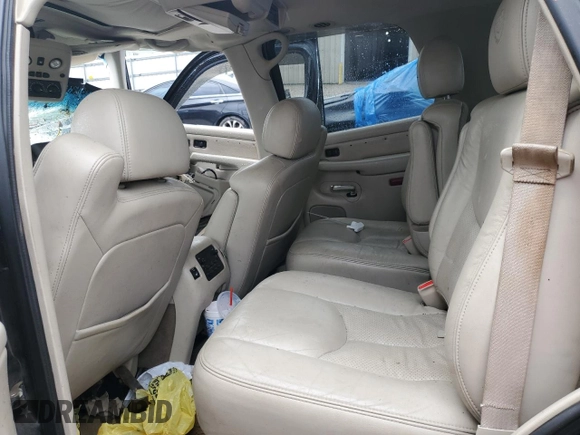 2005 Cadillac Escalade z VIN 1GYEK63N95R206182, wystawiony jako Copart lot #53467185 z przebiegiem Nie podano mil oraz Nie do naprawy • Non repairable. Historia ofert i sprzedaży dostępna na DreamBid. Obrazek 11.
