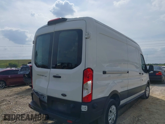 2019 Ford Transit with VIN 1FTYR2CM8KKA88497, listed as a IAAI auction lot 38875548 with 34,137 mi miles. Bid and sale history available at carsss.com. Image 4.