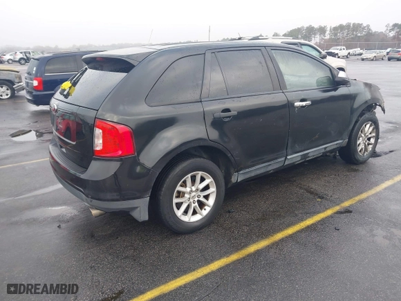 2013 Ford Edge SE with VIN 2FMDK3GC0DBB34908, listed as a IAAI auction lot 41131575 with 136,775 mi miles. Bid and sale history available at carsss.com. Image 4.