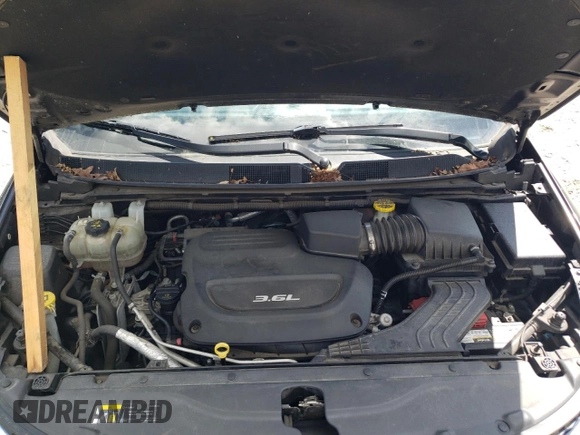2018 Chrysler Pacifica Touring L with VIN 2C4RC1BG6JR124425, listed as a Copart auction lot 56132055 with 89,575 mi miles and Salvage Title. Bid and sale history available at DreamBid. Image 12.