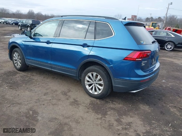 2019 Volkswagen Tiguan SE with VIN 3VV2B7AX7KM107443, listed as a IAAI auction lot 41628603 with 53,444 mi miles. Bid and sale history available at carsss.com. Image 3.