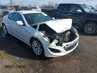 2013 Hyundai Genesis Coupe 2.0T Premium with VIN KMHHT6KD9DU104347, listed as a IAAI auction lot 41567162 with 98,465 mi miles. Bid and sale history available at carsss.com. Image 1.