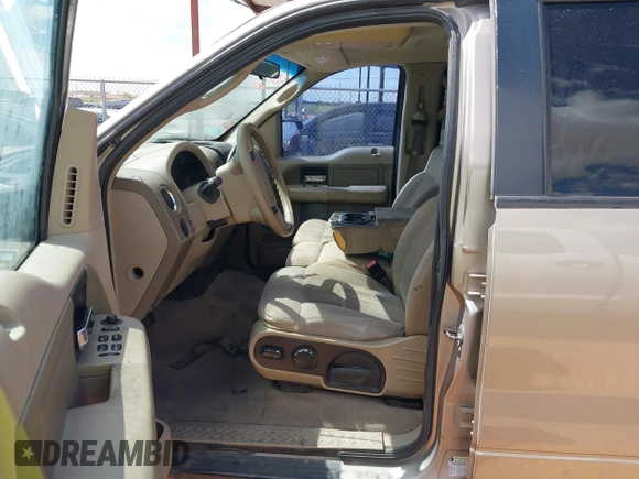 2006 Ford F-150 XLT with VIN 1FTRW12W26KD43273, listed as a IAAI auction lot 42153933 with 183,771 mi miles. Bid and sale history available at carsss.com. Image 5.
