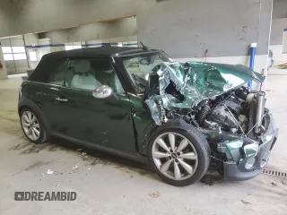 2011 MINI Convertible с VIN WMWZN3C5XBTZ89537, выставлен на аукционе Copart как лот 44161315 с пробегом Не указан миль и Чистый • Clean title. История ставок и продаж доступна на DreamBid. Изображение 4.