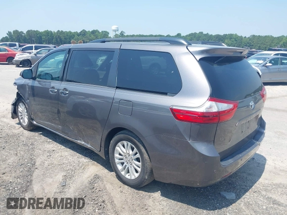 2017 Toyota Sienna XLE Auto Access Seat z VIN 5TDYZ3DC2HS850817, wystawiony jako IAAI lot #42564078 z przebiegiem 190 069 mil mil oraz . Historia ofert i sprzedaży dostępna na DreamBid. Obrazek 3.