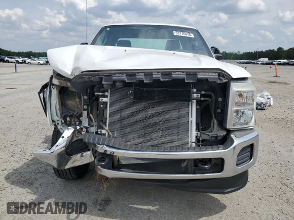 2015 Ford F-250 XLT with VIN 1FT7X2B68FED35574, listed as a Copart auction lot 53776475 with 170,591 mi miles and Salvage Title. Bid and sale history available at DreamBid. Image 5.