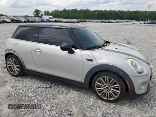 2014 MINI Hardtop z VIN WMWXM5C5XET936685, wystawiony jako Copart lot #54418045 z przebiegiem 135 213 mil mil oraz Szkody całkowita. Historia ofert i sprzedaży dostępna na DreamBid. Obrazek 4.