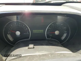 2008 Ford Explorer XLT z VIN 1FMEU63E38UB11226, wystawiony jako Copart lot #60706185 z przebiegiem 155 464 mil mil oraz Szkoda całkowita • Salvage title. Historia ofert i sprzedaży dostępna na DreamBid. Obrazek 9.
