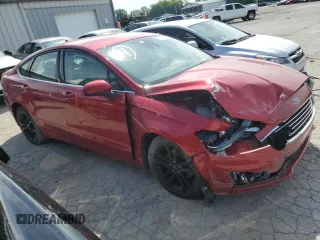 2020 Ford Fusion SE z VIN 3FA6P0HD3LR122424, wystawiony jako Copart lot #58169185 z przebiegiem 110 882 mil mil oraz Szkoda całkowita • Salvage title. Historia ofert i sprzedaży dostępna na DreamBid. Obrazek 4.