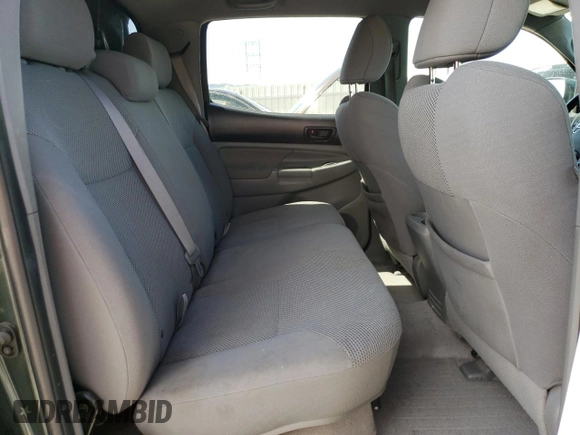 2010 Toyota Tacoma z VIN 3TMMU4FN6AM019862, wystawiony jako Copart lot #57385865 z przebiegiem 251 256 mil mil oraz Szkoda całkowita • Salvage title. Historia ofert i sprzedaży dostępna na DreamBid. Obrazek 10.