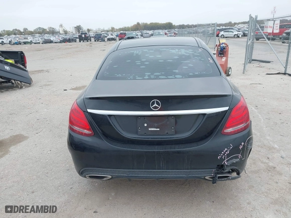 2015 Mercedes-Benz C-Class C 300 with VIN 55SWF4JBXFU082263, listed as a IAAI auction lot 40868265 with 88,128 mi miles. Bid and sale history available at carsss.com. Image 16.