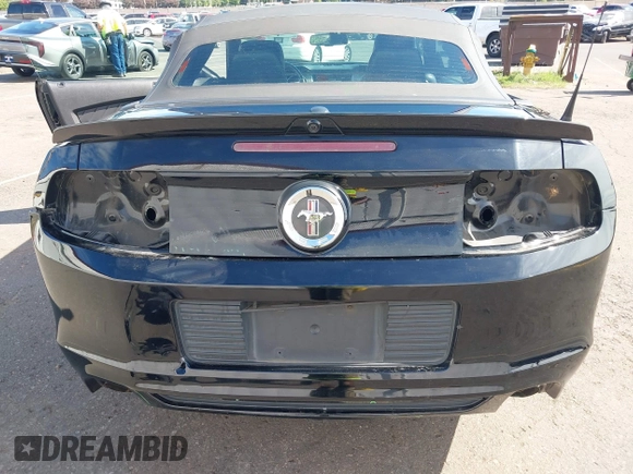 2013 Ford Mustang V6 с VIN 1ZVBP8EM9D5246601, выставлен на аукционе IAAI как лот 42239109 с пробегом 116 780 миль миль и . История ставок и продаж доступна на DreamBid. Изображение 6.