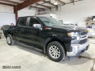 2020 Chevrolet Silverado 1500 LT with VIN 3GCUYDED8LG410672, listed as a Copart auction lot 53932215 with 170,476 mi miles and Salvage Title. Bid and sale history available at carsss.com. Image 4.