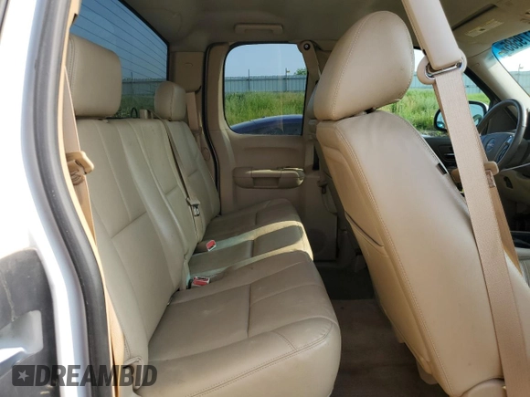 2013 GMC Sierra 1500 SLT with VIN 1GTR2WE75DZ272068, listed as a Copart auction lot 61179585 with 203,512 mi miles and Clean title. Bid and sale history available at DreamBid. Image 10.