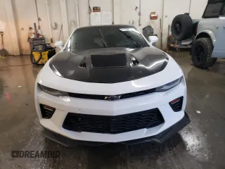 2017 Chevrolet Camaro 2SS z VIN 1G1FH1R73H0179941, wystawiony jako Copart lot #41758925 z przebiegiem 157 646 mil mil oraz Szkoda całkowita • Salvage title. Historia ofert i sprzedaży dostępna na DreamBid. Obrazek 5.