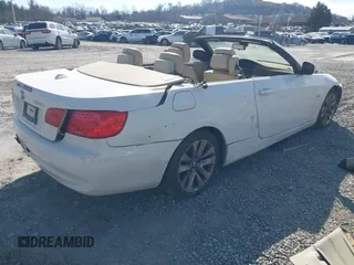 2011 BMW 3 Series 328i with VIN WBADW3C52BE539201, listed as a IAAI auction lot 41572349 with 205,932 mi miles. Bid and sale history available at carsss.com. Image 4.