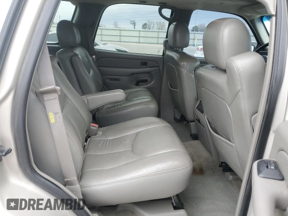 2004 GMC Yukon SLT with VIN 1GKEK13Z14R132643, listed as a Copart auction lot 46973935 with 290,963 mi miles and Salvage Title. Bid and sale history available at carsss.com. Image 11.