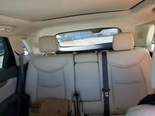 2017 Cadillac XT5 Luxury AWD z VIN 1GYKNDRS3HZ210650, wystawiony jako Copart lot #50758545 z przebiegiem 80 212 mil mil oraz Szkody całkowita. Historia ofert i sprzedaży dostępna na DreamBid. Obrazek 10.