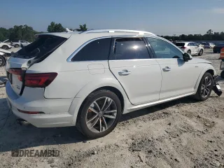 2019 Audi A4 allroad Premium Plus with VIN WA18NAF45KA113258, listed as a Copart auction lot 65002644 with 31,699 mi miles and Salvage Title. Bid and sale history available at carsss.com. Image 3.