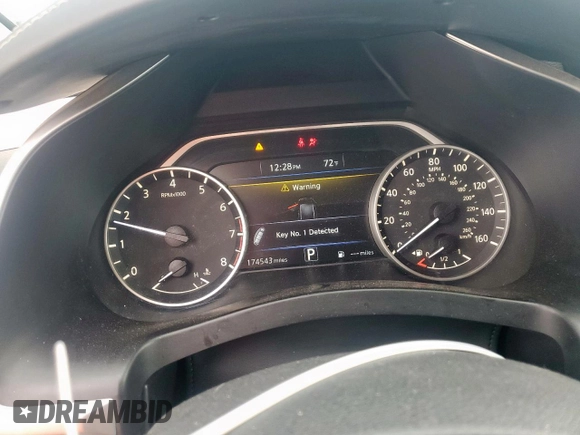 2016 Nissan Murano Platinum with VIN 5N1AZ2MG7GN101915, listed as a Copart auction lot 60479305 with 174,543 mi miles and Salvage title. Bid and sale history available at DreamBid. Image 9.