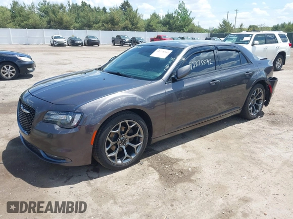 2015 Chrysler 300 S z VIN 2C3CCABGXFH859898, wystawiony jako IAAI lot #42275542 z przebiegiem 164 402 mil mil oraz . Historia ofert i sprzedaży dostępna na DreamBid. Obrazek 17.