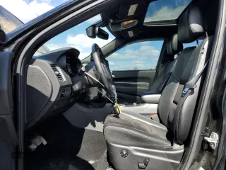 2019 Dodge Durango R/T with VIN 1C4SDJCT4KC717625, listed as a Copart auction lot 50811025 with 100,784 mi miles and Salvage title. Bid and sale history available at DreamBid. Image 7.
