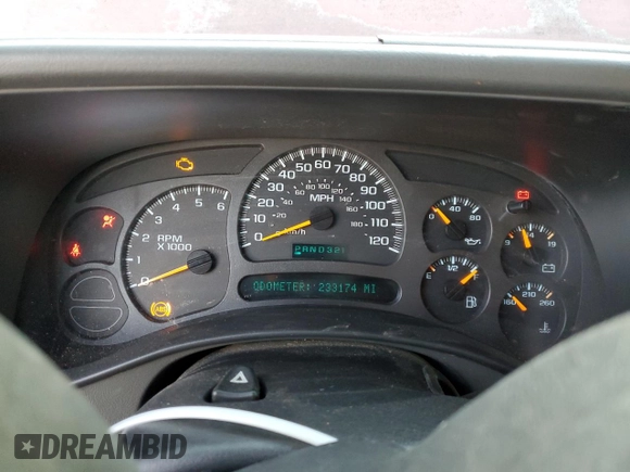 2004 Chevrolet Suburban LT with VIN 1GNEC16Z14J134550, listed as a Copart auction lot 83244774 with 233,174 mi miles and Salvage Title. Bid and sale history available at carsss.com. Image 9.