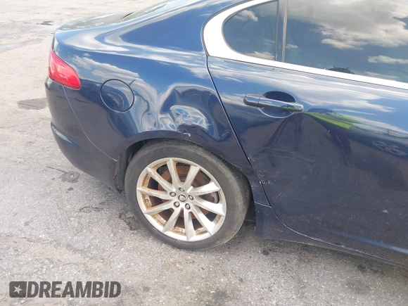 2013 Jaguar XF I4 RWD with VIN SAJWA0ES6DPS96674, listed as a IAAI auction lot 41594788 with 1 mi miles. Bid and sale history available at carsss.com. Image 6.
