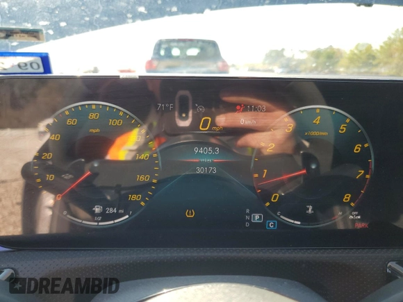 2023 Mercedes-Benz CLA 35 AMG z VIN W1K5J5BB9PN413858, wystawiony jako Copart lot #83826574 z przebiegiem 30 173 mil mil oraz Szkoda całkowita • Salvage title. Historia ofert i sprzedaży dostępna na DreamBid. Obrazek 9.