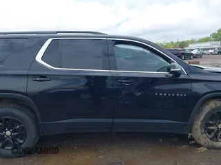 2020 Chevrolet Traverse LT z VIN 1GNERHKW1LJ125834, wystawiony jako IAAI lot #42245948 z przebiegiem Nie podano mil oraz . Historia ofert i sprzedaży dostępna na DreamBid. Obrazek 13.