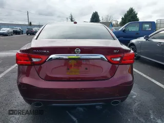 2017 Nissan Maxima Platinum z VIN 1N4AA6AP8HC442203, wystawiony jako IAAI lot #41619495 z przebiegiem 114 476 mil mil oraz . Historia ofert i sprzedaży dostępna na DreamBid. Obrazek 17.