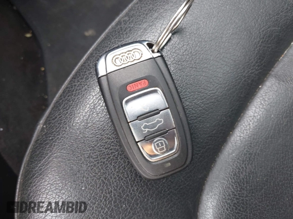 2010 Audi A4 Premium с VIN WAUAFAFL9AN056787, выставлен на аукционе IAAI как лот 42025552 с пробегом 163 950 миль миль и . История ставок и продаж доступна на DreamBid. Изображение 11.