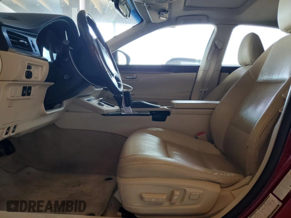 2014 Lexus ES 330 z VIN JTHBK1GG4E2135861, wystawiony jako Copart lot #49651315 z przebiegiem 145 818 mil mil oraz Szkoda całkowita • Salvage title. Historia ofert i sprzedaży dostępna na DreamBid. Obrazek 7.