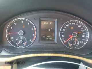 2010 Volkswagen Jetta Wolfsburg Edition with VIN 3VWRJ7AJ2AM060622, listed as a Copart auction lot 72686204 with 146,998 mi miles and Salvage title. Bid and sale history available at DreamBid. Image 9.