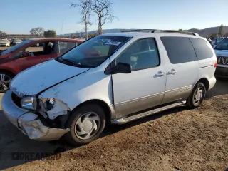 2000 Toyota Sienna LE z VIN 4T3ZF13C6YU252067, wystawiony jako Copart lot #47260085 z przebiegiem 437 590 mil mil oraz Szkoda całkowita • Salvage title. Historia ofert i sprzedaży dostępna na DreamBid. Obrazek 1.