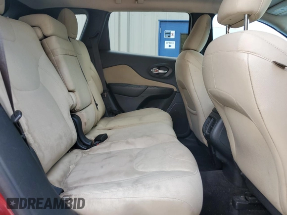 2016 Jeep Cherokee Latitude с VIN 1C4PJLCB7GW249817, выставлен на аукционе Copart как лот 59029835 с пробегом 182 362 миль миль и Списание • Salvage title. История ставок и продаж доступна на DreamBid. Изображение 11.