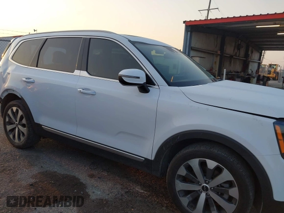 2022 Kia Telluride S with VIN 5XYP64HC1NG310548, listed as a IAAI auction lot 40086564 with 34,397 mi miles and . Bid and sale history available at DreamBid. Image 13.