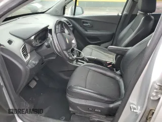 2020 Chevrolet Trax LT with VIN KL7CJLSB2LB009363, listed as a Copart auction lot 50605475 with 56,814 mi miles and Salvage Title. Bid and sale history available at DreamBid. Image 7.