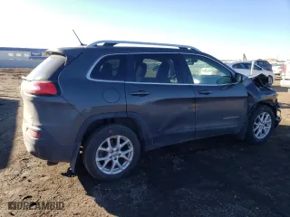 2014 Jeep Cherokee Latitude with VIN 1C4PJMCS4EW203011, listed as a Copart auction lot 46990805 with 83,046 mi miles and Salvage Title. Bid and sale history available at carsss.com. Image 3.