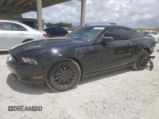 2012 Ford Mustang Premium with VIN 1ZVBP8AM3C5284149, listed as a Copart auction lot 61899335 with 135,436 mi miles and Salvage title. Bid and sale history available at DreamBid. Image 1.