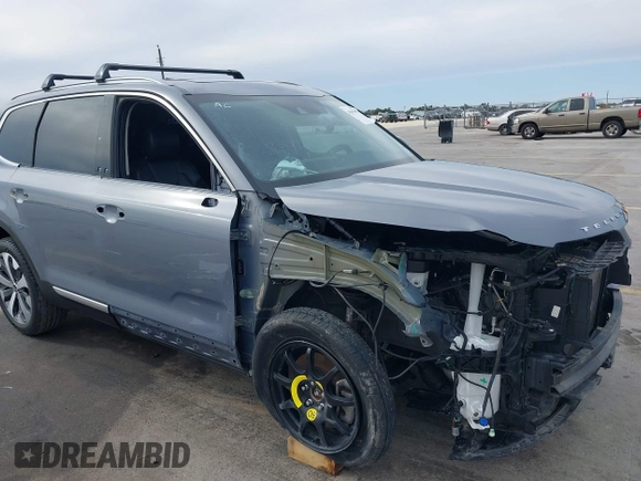 2020 Kia Telluride S with VIN 5XYP64HC9LG016294, listed as a IAAI auction lot 41691851 with 104,723 mi miles and . Bid and sale history available at DreamBid. Image 18.