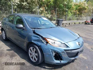 2011 Mazda 3 i Touring z VIN JM1BL1VF6B1438747, wystawiony jako IAAI lot #42007742 z przebiegiem 198 608 mil mil oraz . Historia ofert i sprzedaży dostępna na DreamBid. Obrazek 1.