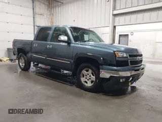 2006 Chevrolet Silverado 1500 LT1 with VIN 2GCEK13Z461342550, listed as a IAAI auction lot 42034771 with 94,635 mi miles. Bid and sale history available at carsss.com. Image 1.