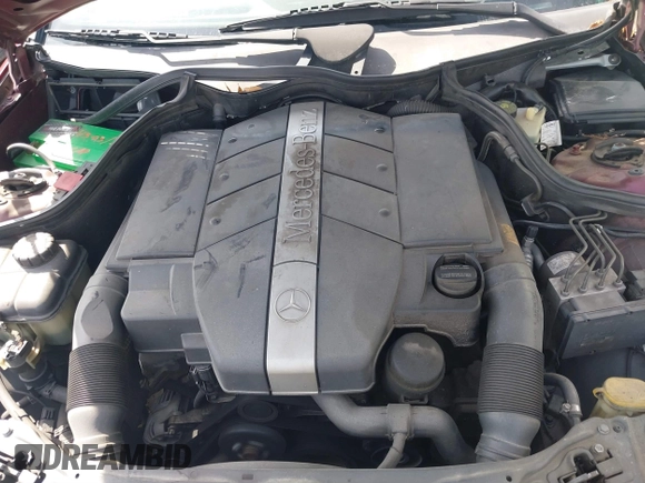 2002 Mercedes-Benz C 230/260/280/320 z VIN WDBRF61J52F189775, wystawiony jako IAAI lot #41633570 z przebiegiem 301 455 mil mil oraz . Historia ofert i sprzedaży dostępna na DreamBid. Obrazek 10.