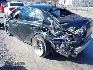 2017 Lexus IS 300 z VIN JTHCM1D20H5016196, wystawiony jako IAAI lot #41524105 z przebiegiem Nie podano mil oraz . Historia ofert i sprzedaży dostępna na DreamBid. Obrazek 3.